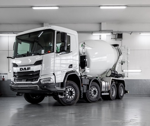 DAF-XDC-410-FAD-8x4-Schwing-Stetter-Betonmischer