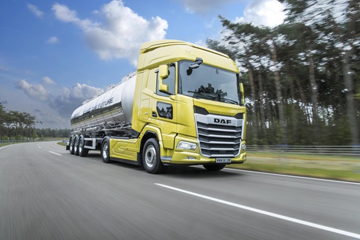 1.1. New Generation DAF XF 4x2 tractor