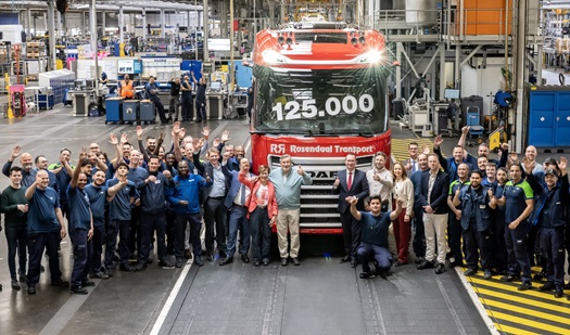 125000th-New-Generation-DAF-built-in-record-time