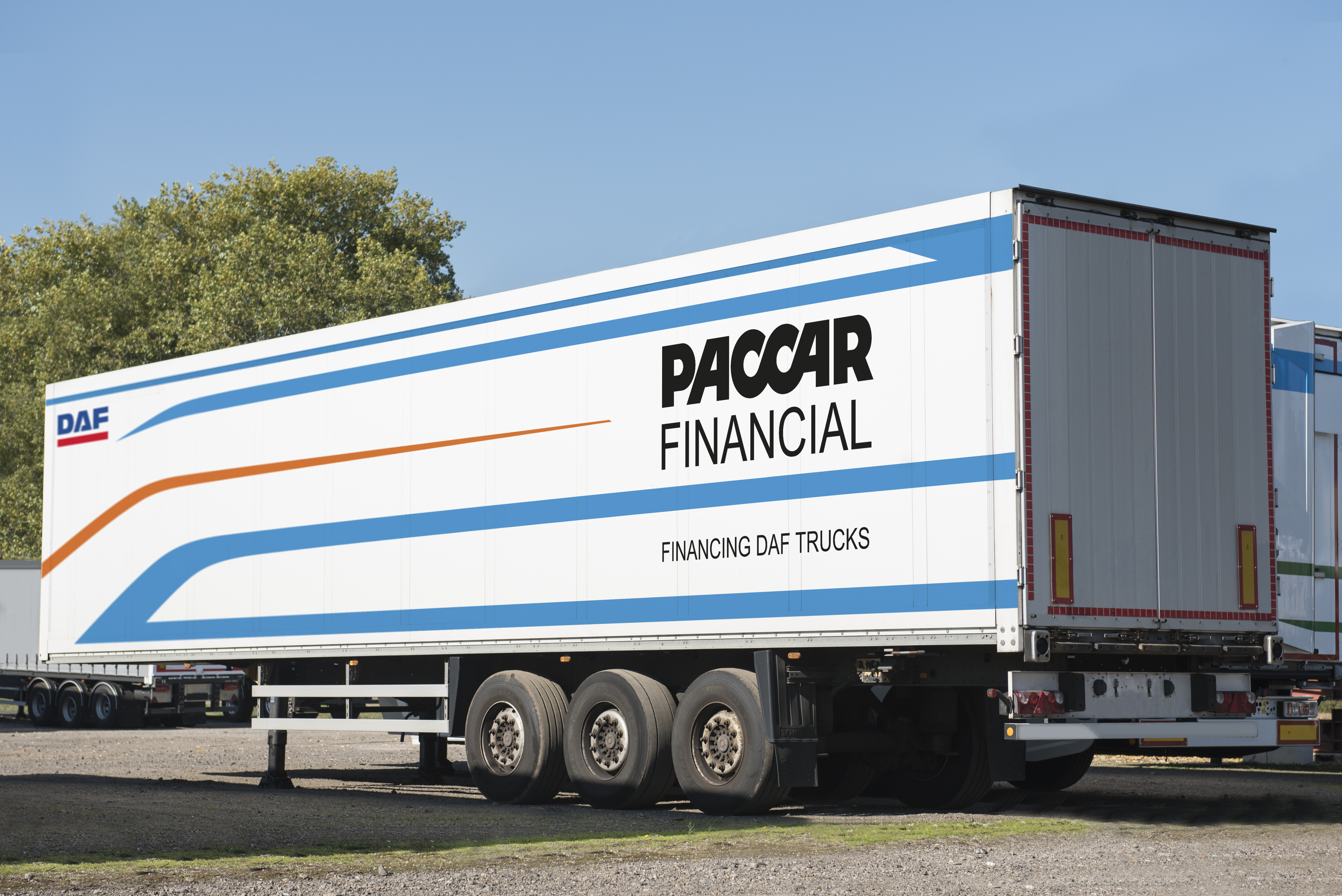 PACCAR-Financial-Trailer-2018